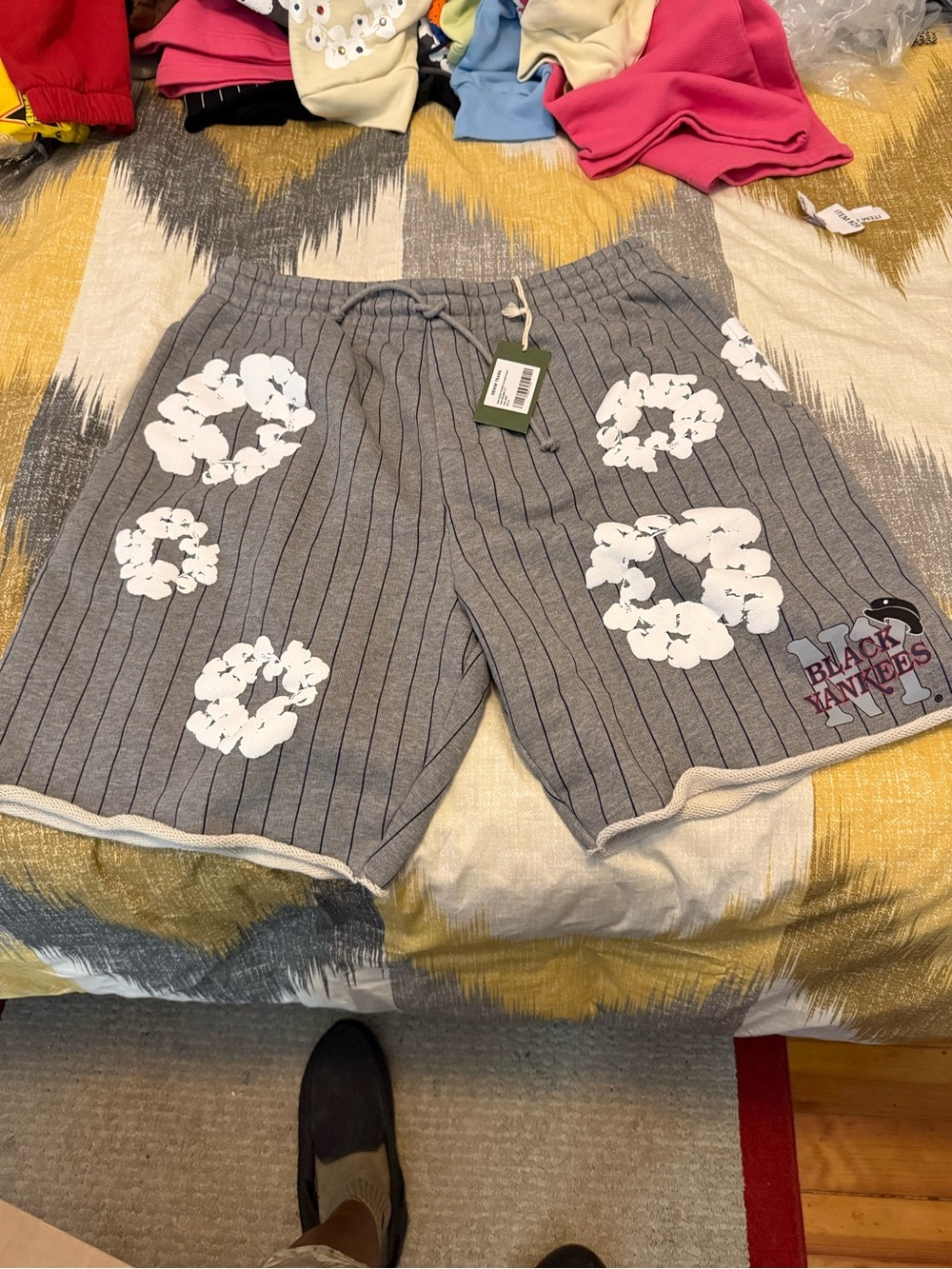 Denim Tears Yankees Pinstripe Floral Athletic Shorts for Men Size XL